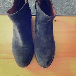 Grey size 10 suede ankle boots, lucky brand